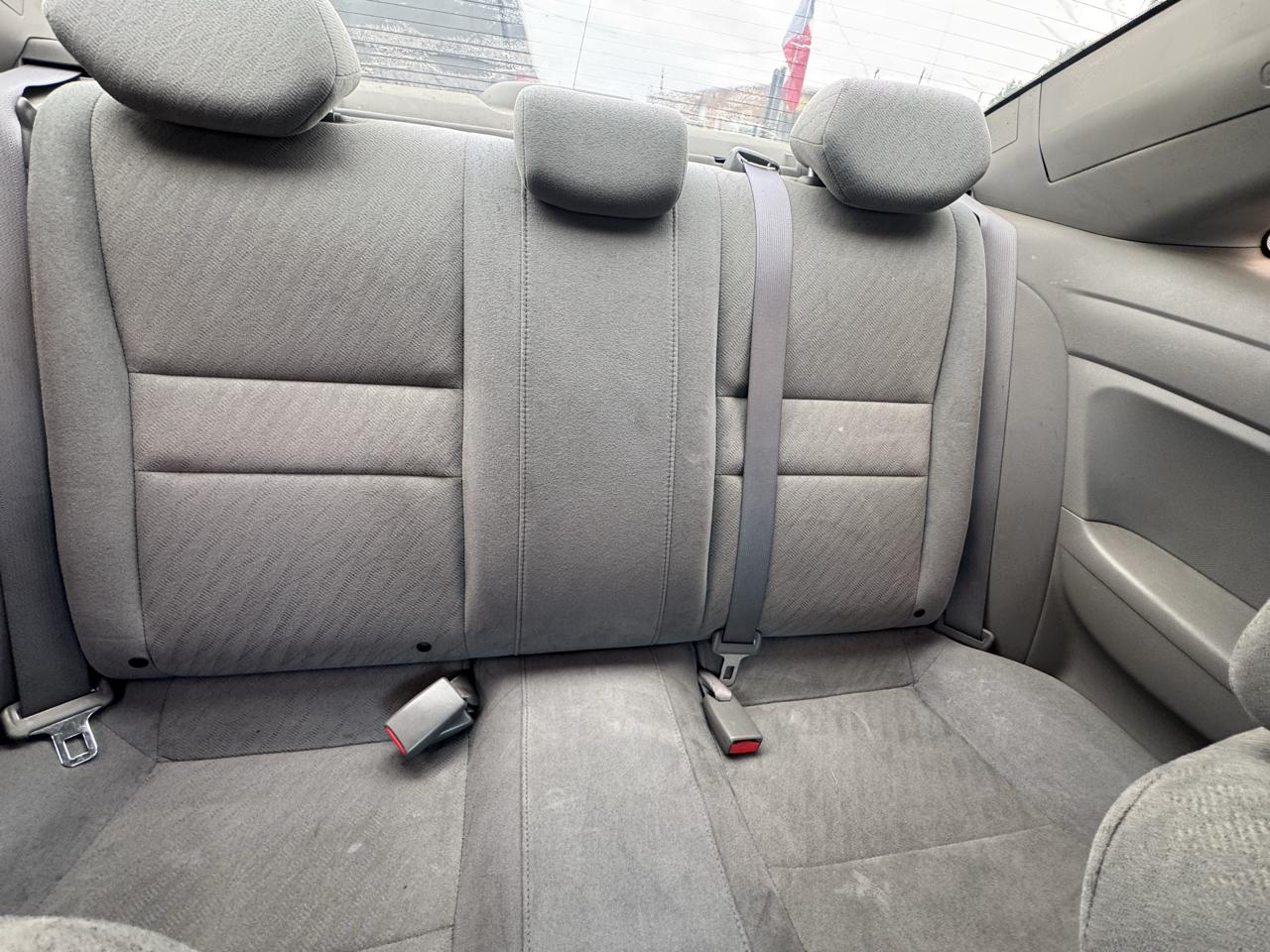 Honda Civic LX Coupe 5-Speed AT 2011