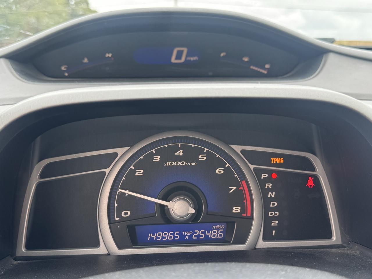 Honda Civic LX Coupe 5-Speed AT 2011