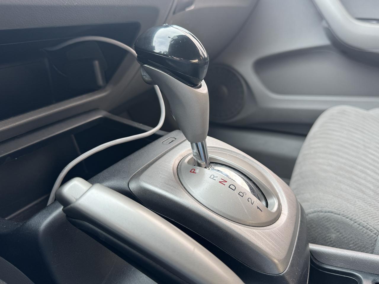 Honda Civic LX Coupe 5-Speed AT 2011