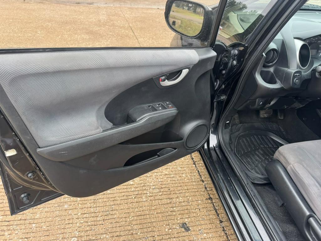 Honda Fit 5-Speed AT 2013