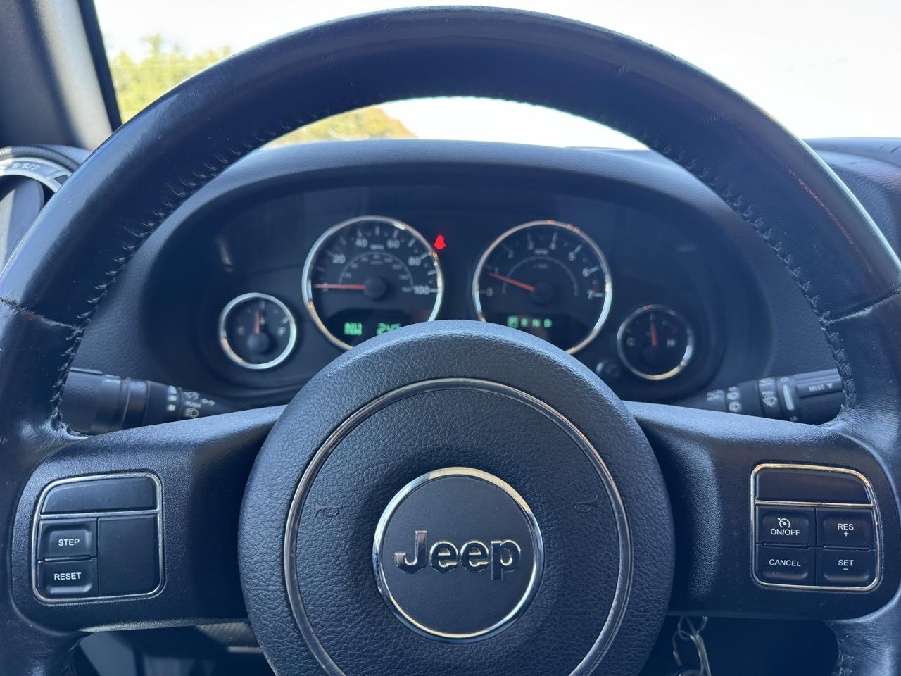 Jeep Wrangler Unlimited Sahara 4WD 2015