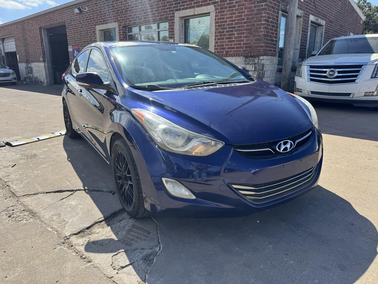 Hyundai Elantra Limited 2012
