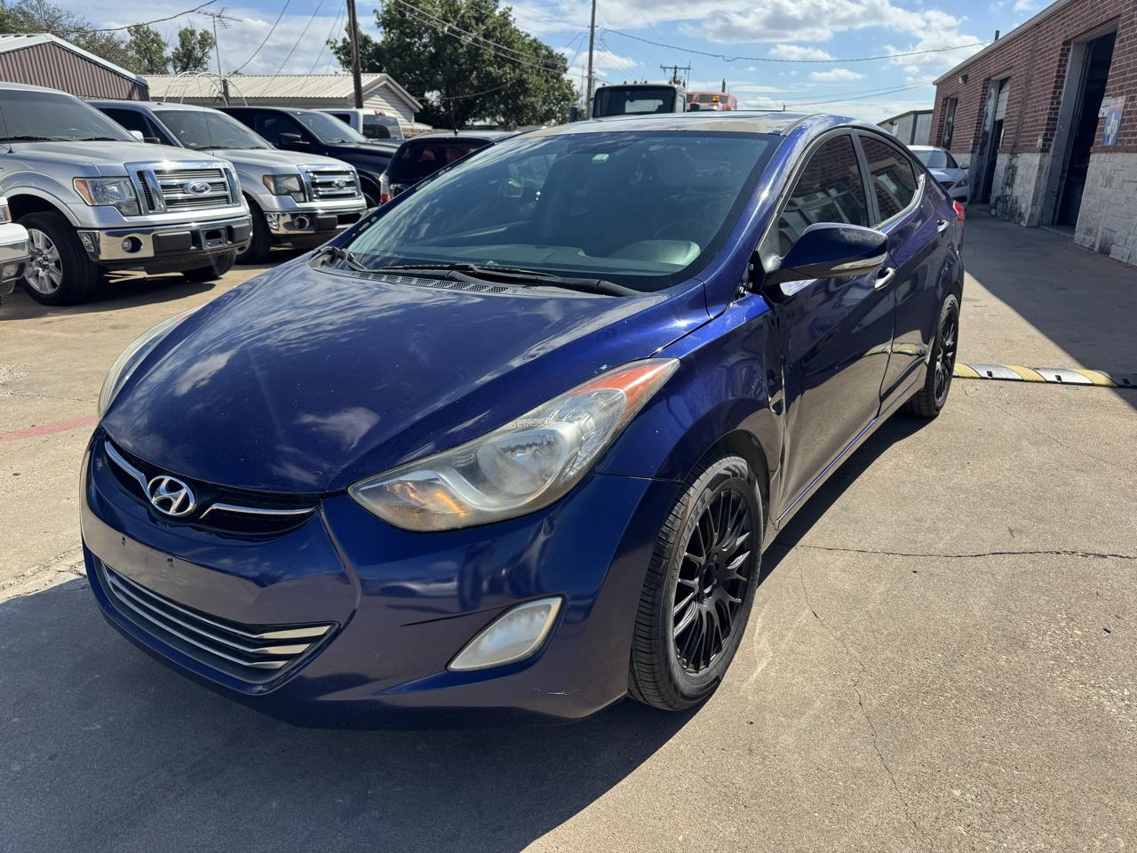 Hyundai Elantra Limited 2012