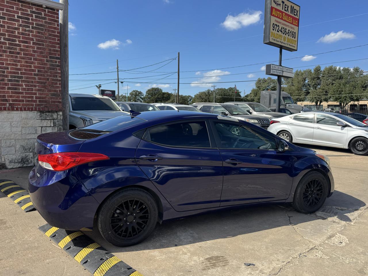Hyundai Elantra Limited 2012