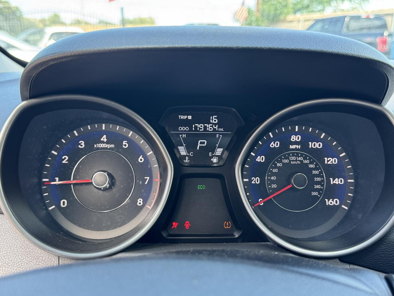 Hyundai Elantra Limited 2012