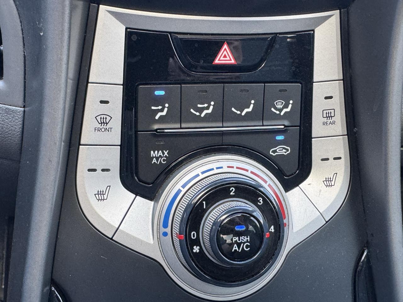 Hyundai Elantra Limited 2012