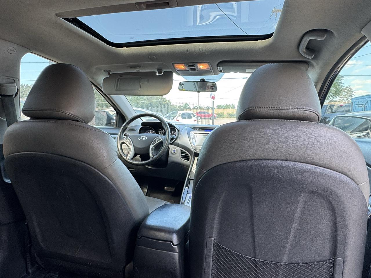 Hyundai Elantra Limited 2012