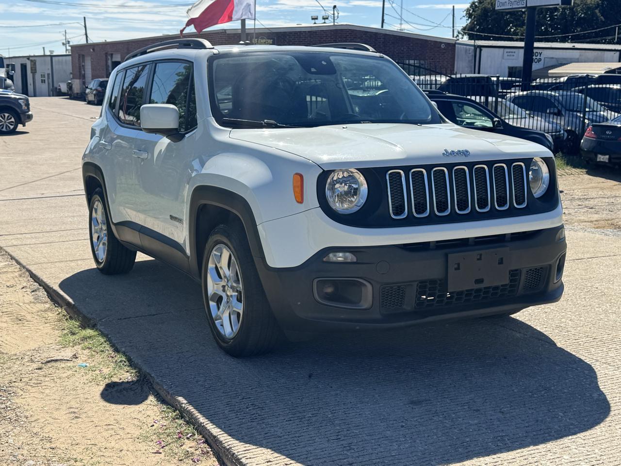 Jeep Renegade Latitude FWD 2016