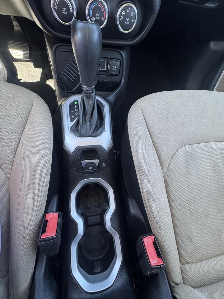 Jeep Renegade Latitude FWD 2016