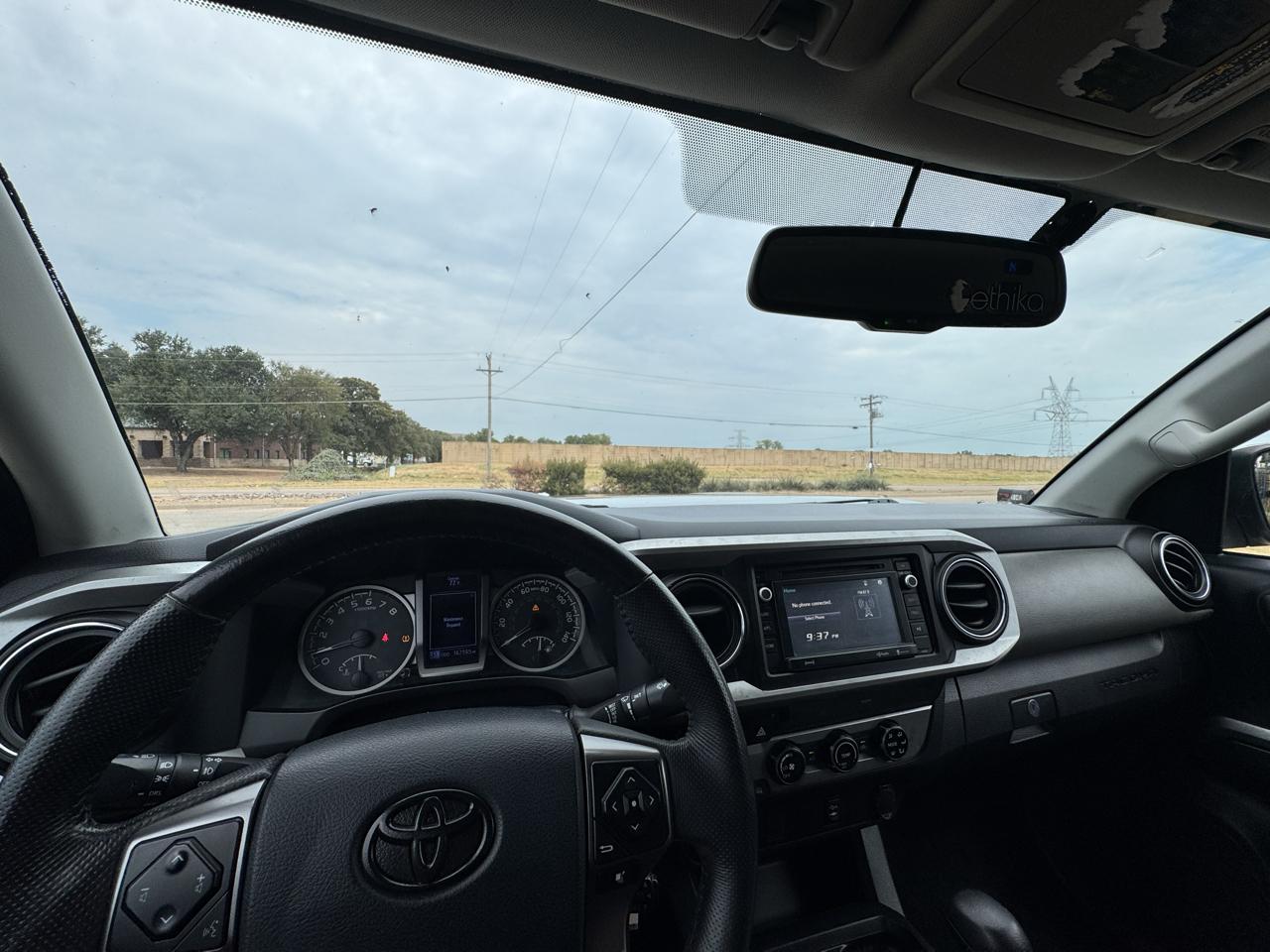 Toyota Tacoma SR5 Double Cab Long Bed V6 6AT 2WD 2017