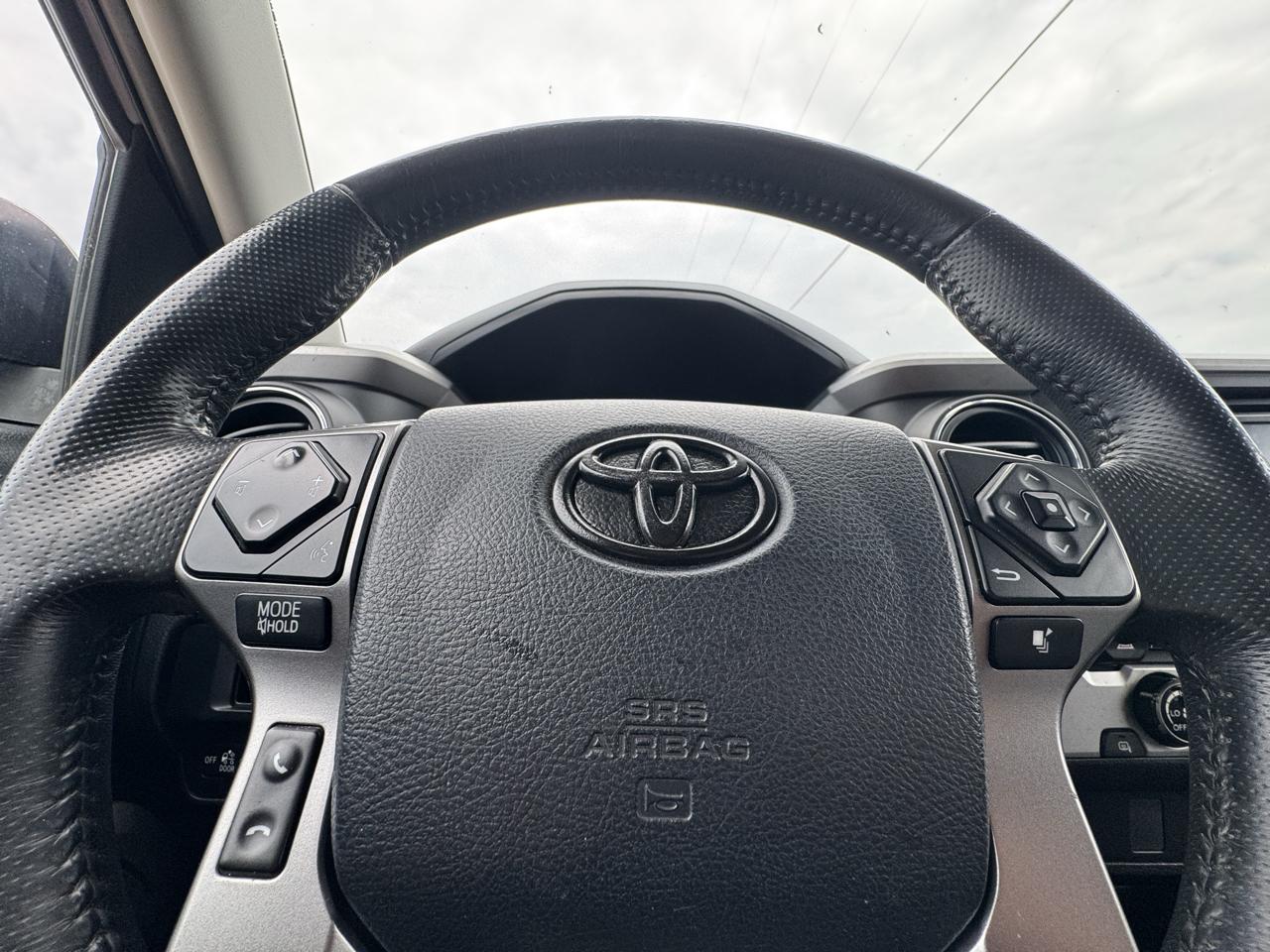 Toyota Tacoma SR5 Double Cab Long Bed V6 6AT 2WD 2017