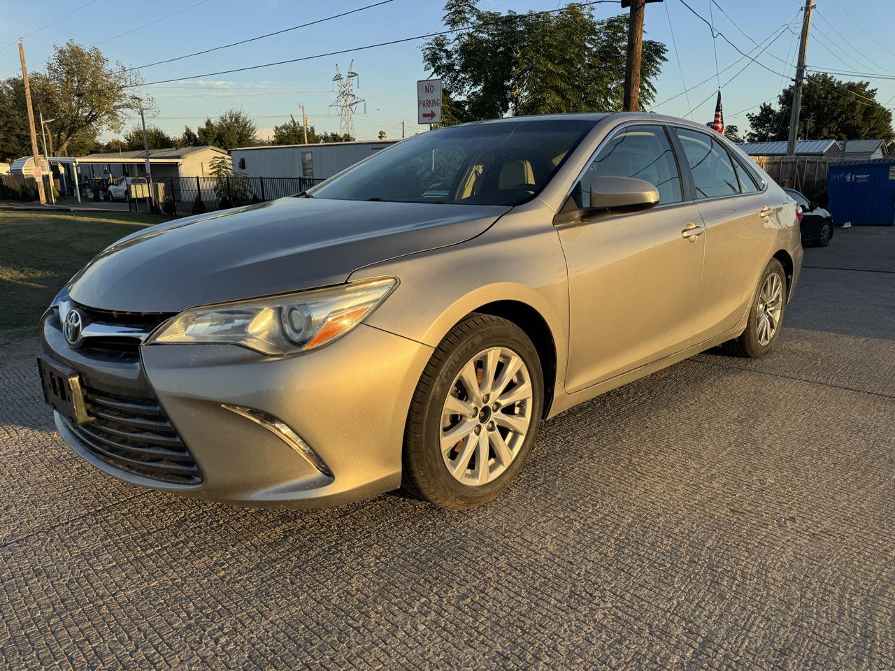 Toyota Camry SE 2017