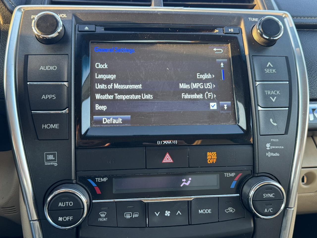 Toyota Camry SE 2017