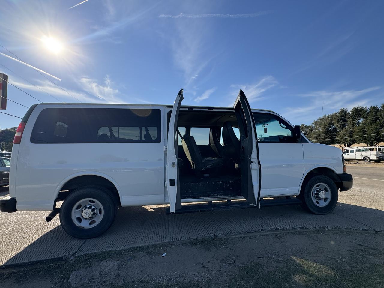 Chevrolet Express LS 3500 Extended 2015
