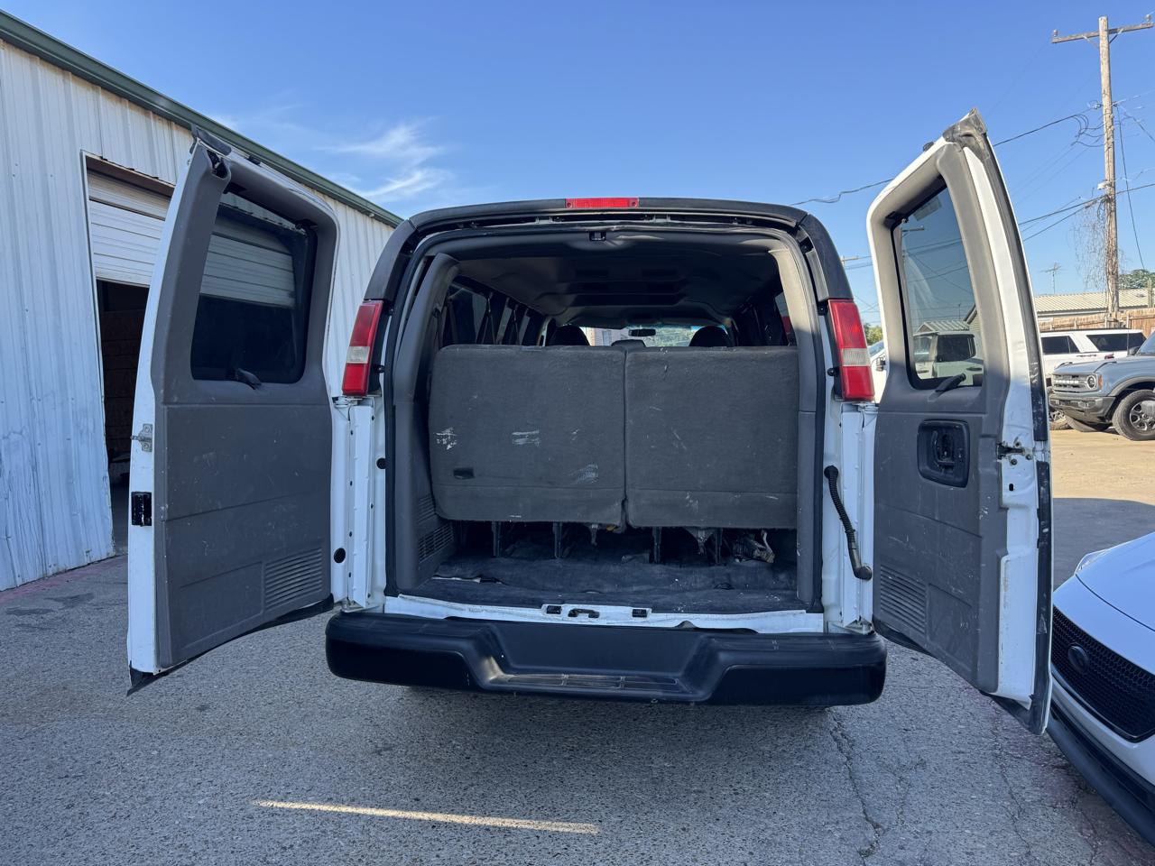 Chevrolet Express LS 3500 Extended 2015