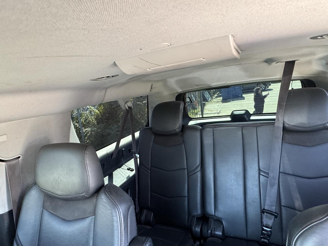 Cadillac Escalade ESV 2WD Luxury 2015