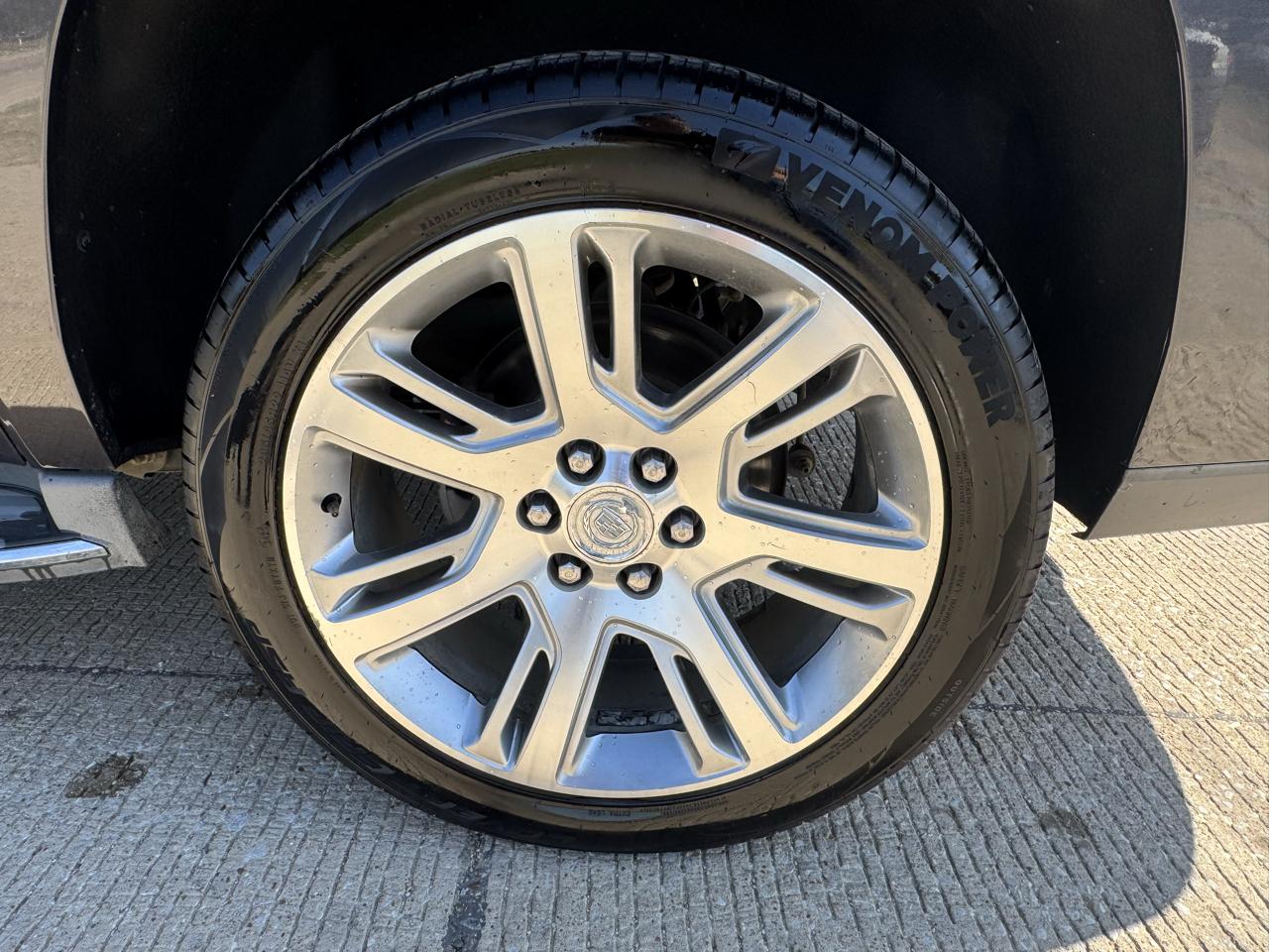 Cadillac Escalade ESV 2WD Luxury 2015