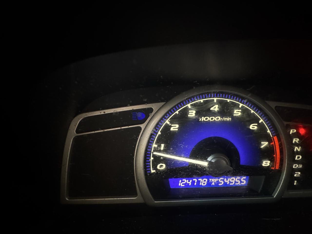Honda Civic LX Sedan 5-Speed AT 2011