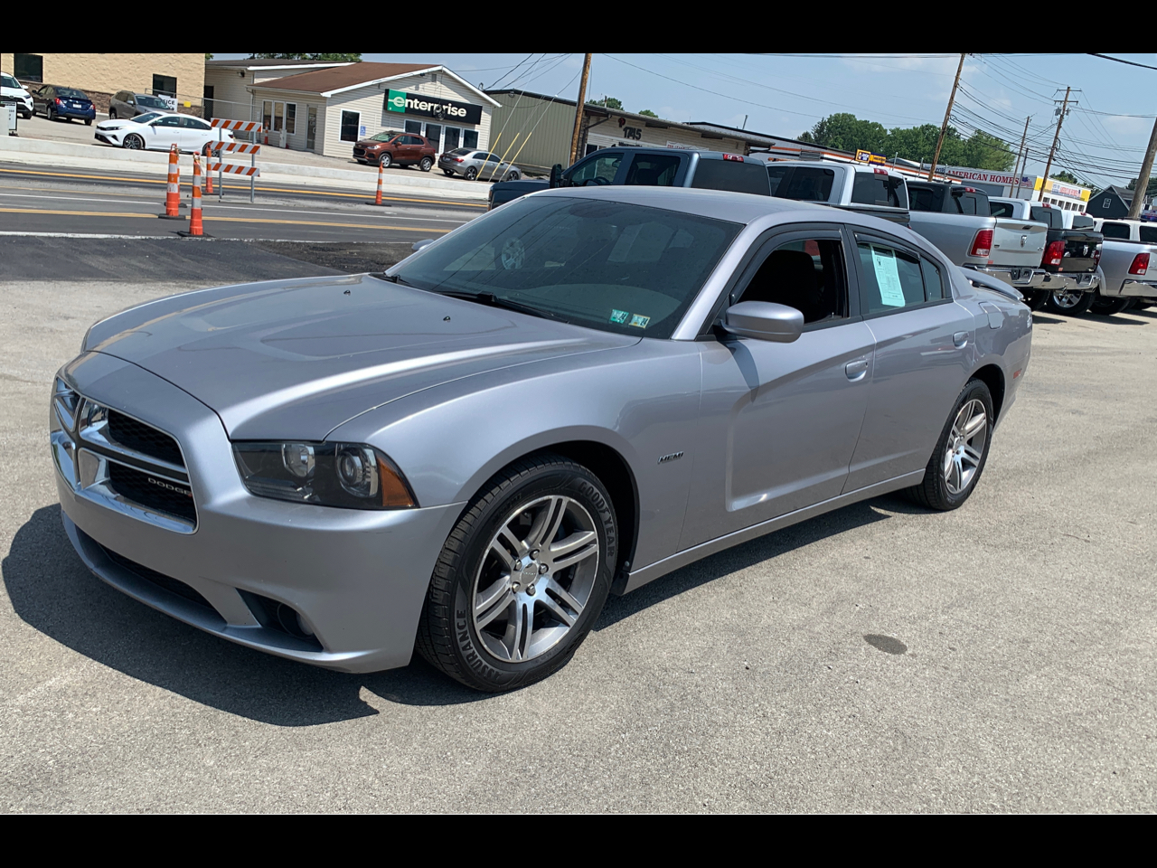 Used 2014 Dodge Charger 4dr Sdn RT RWD for Sale in WV 26505
