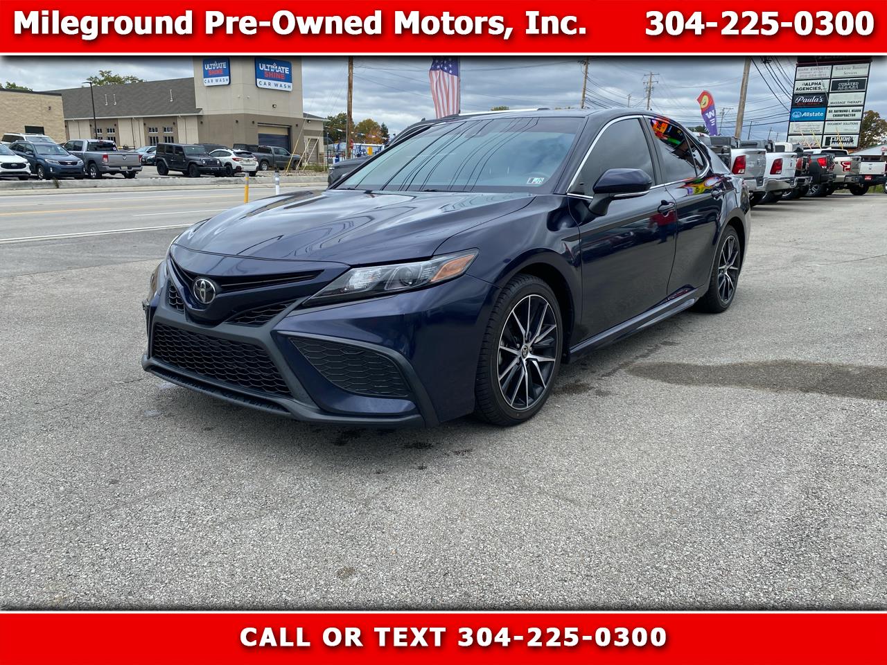 Toyota Camry SE Auto AWD (Natl) 2021