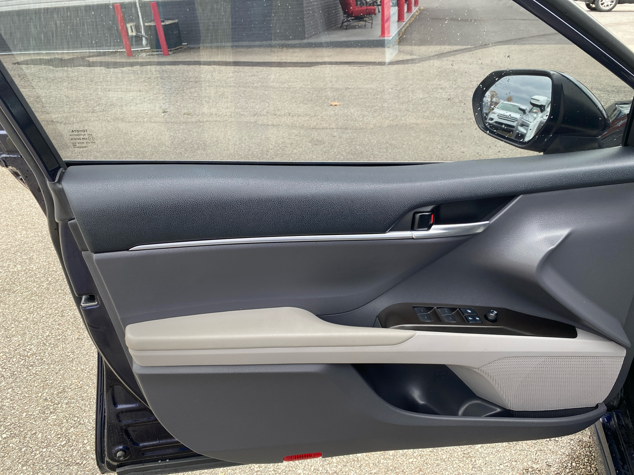 Toyota Camry SE Auto AWD (Natl) 2021