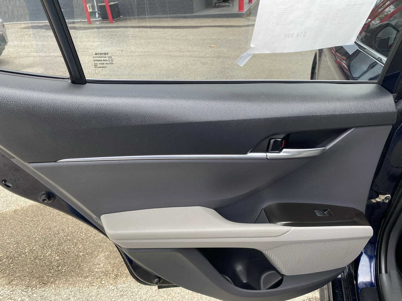 Toyota Camry SE Auto AWD (Natl) 2021