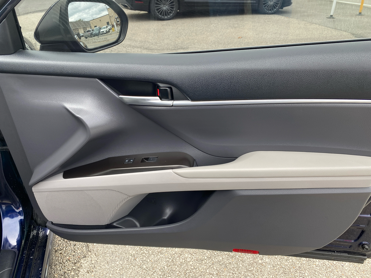 Toyota Camry SE Auto AWD (Natl) 2021