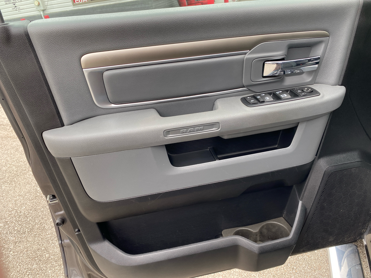 RAM 1500 4WD Crew Cab 140.5" Big Horn 2016