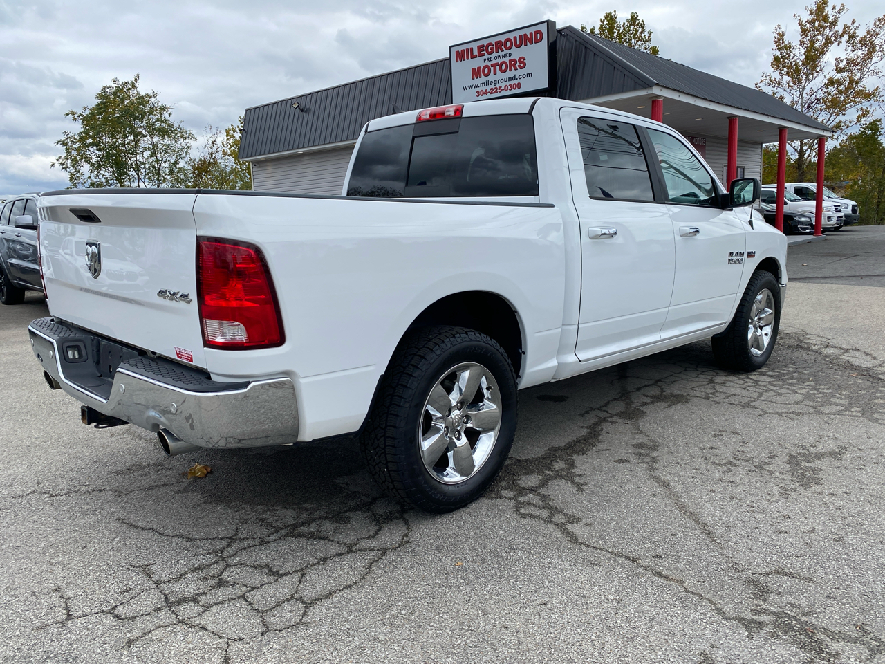 RAM 1500 Big Horn 4x4 Crew Cab 5'7" Box 2018