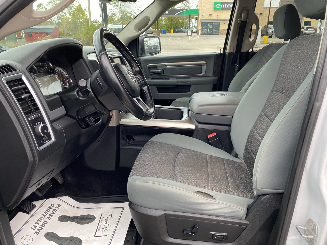 RAM 1500 Big Horn 4x4 Crew Cab 5'7" Box 2018