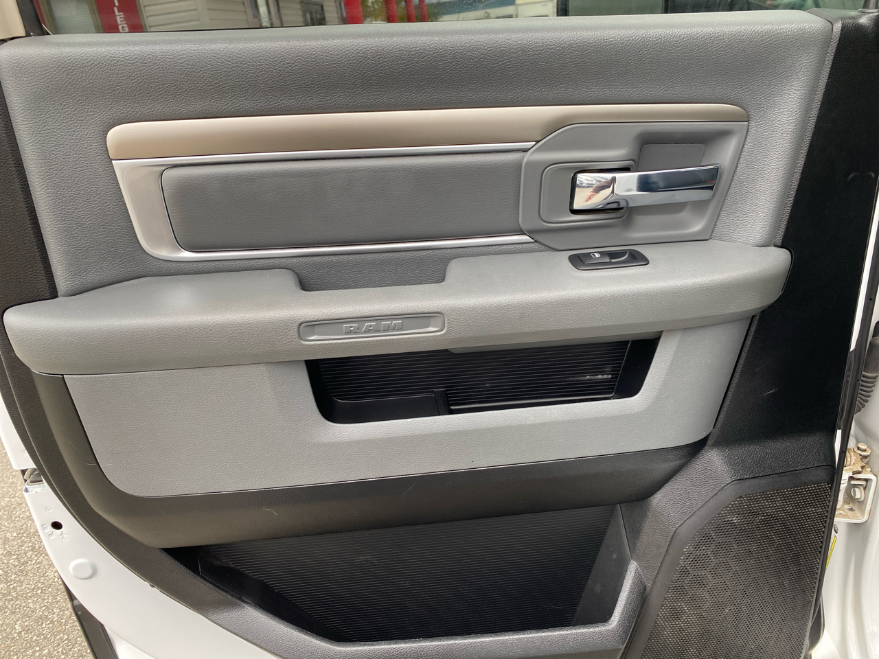 RAM 1500 Big Horn 4x4 Crew Cab 5'7" Box 2018