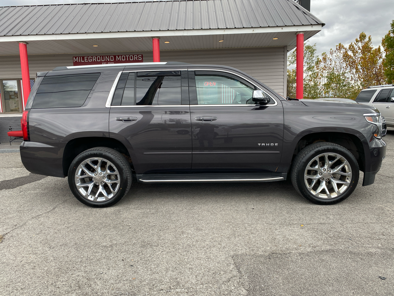Chevrolet Tahoe 4WD 4dr Premier 2018