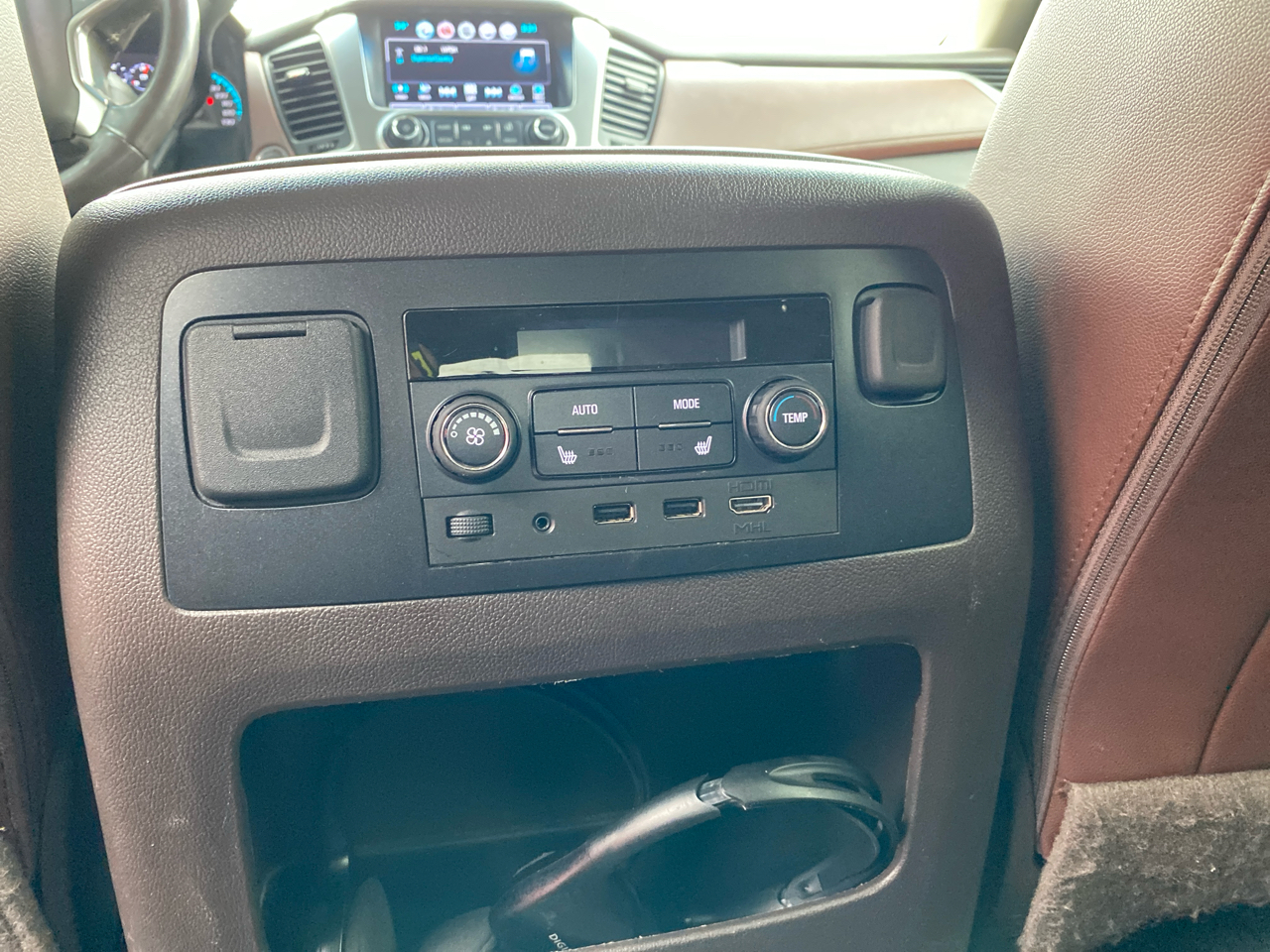 Chevrolet Tahoe 4WD 4dr Premier 2018