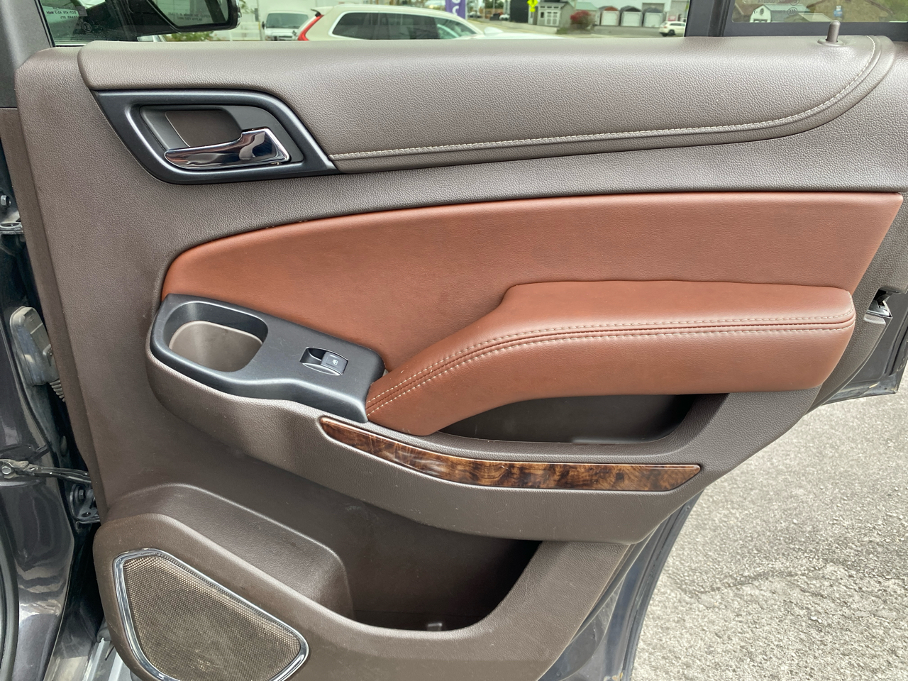 Chevrolet Tahoe 4WD 4dr Premier 2018