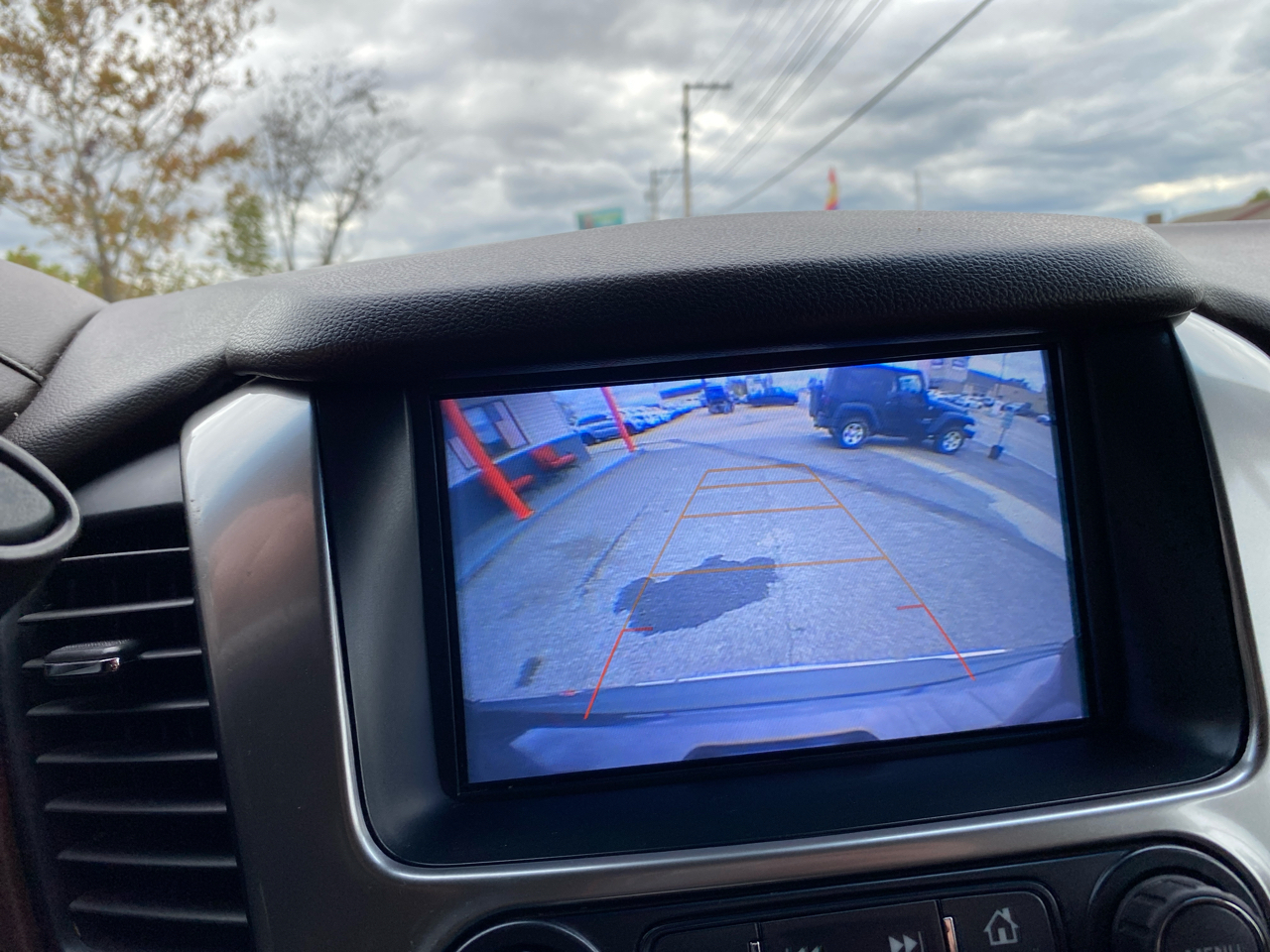 Chevrolet Tahoe 4WD 4dr Premier 2018
