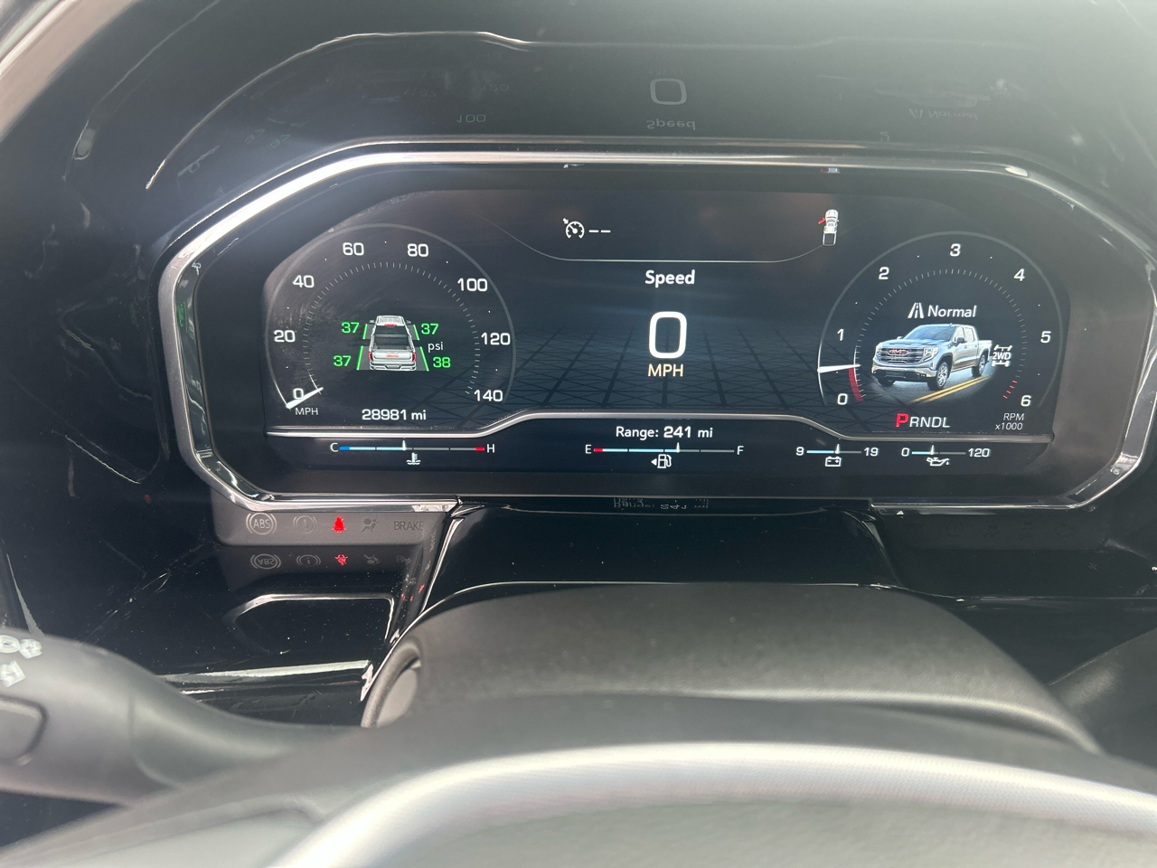 GMC Sierra 1500 4WD Crew Cab 147" SLT 2024