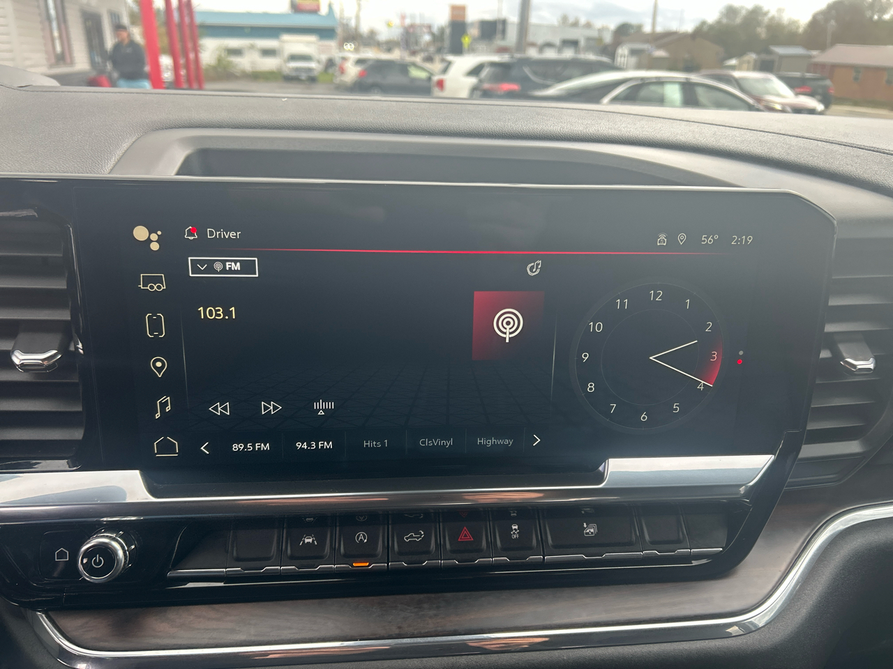 GMC Sierra 1500 4WD Crew Cab 147" SLT 2024