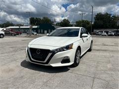 2020 Nissan Altima  2020 Nissan Altima
