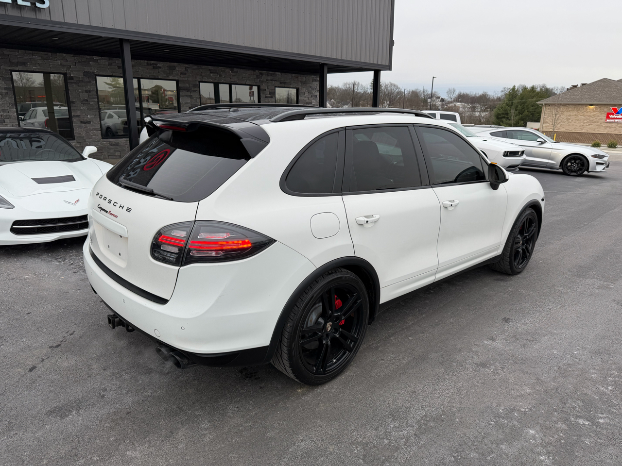 Porsche Cayenne  2012