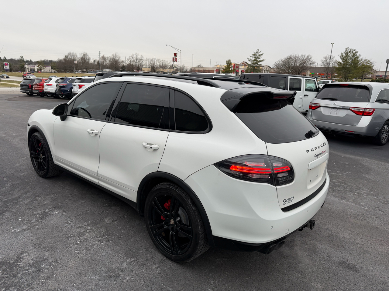 Porsche Cayenne  2012