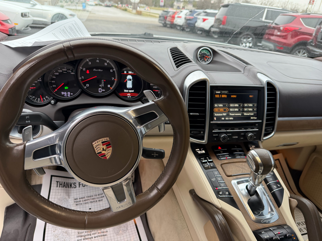 Porsche Cayenne  2012