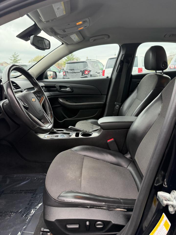 Chevrolet Malibu  2015