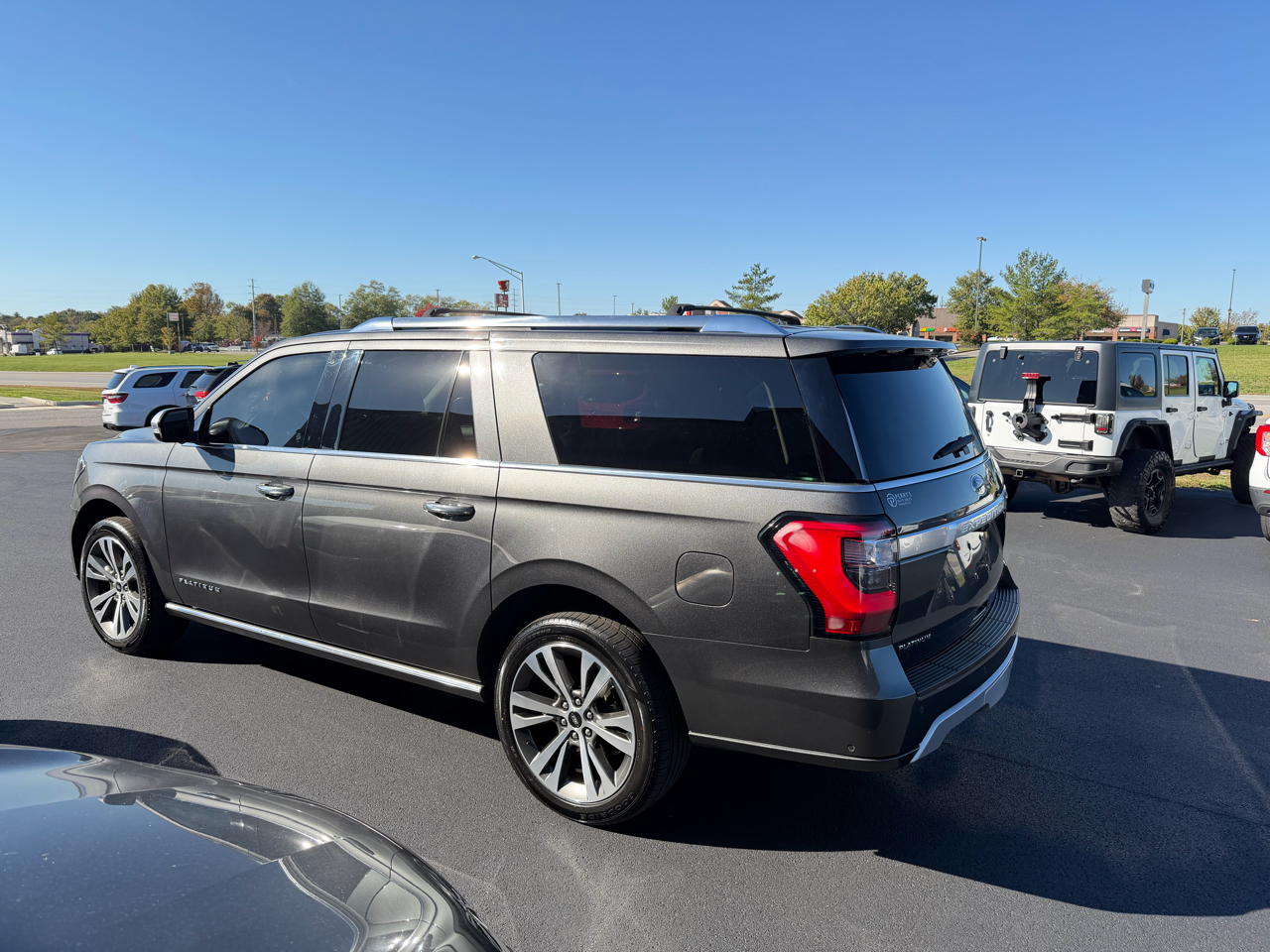 Ford Expedition Max Platinum 4D SUV 4WD 2020 Ford Expedition Max Platinum 4D SUV 4WD 2020