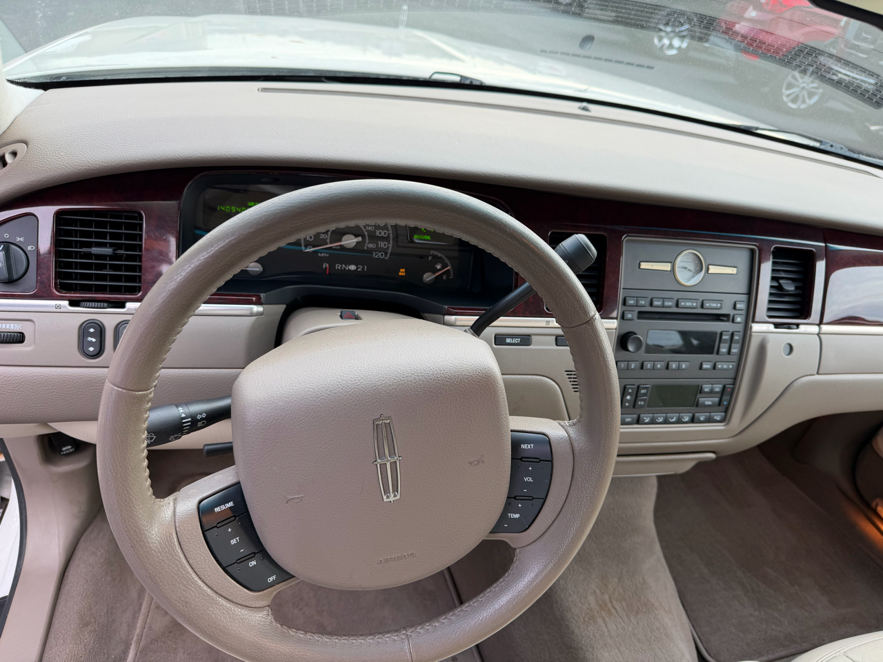 Lincoln Town Car Signature 2005