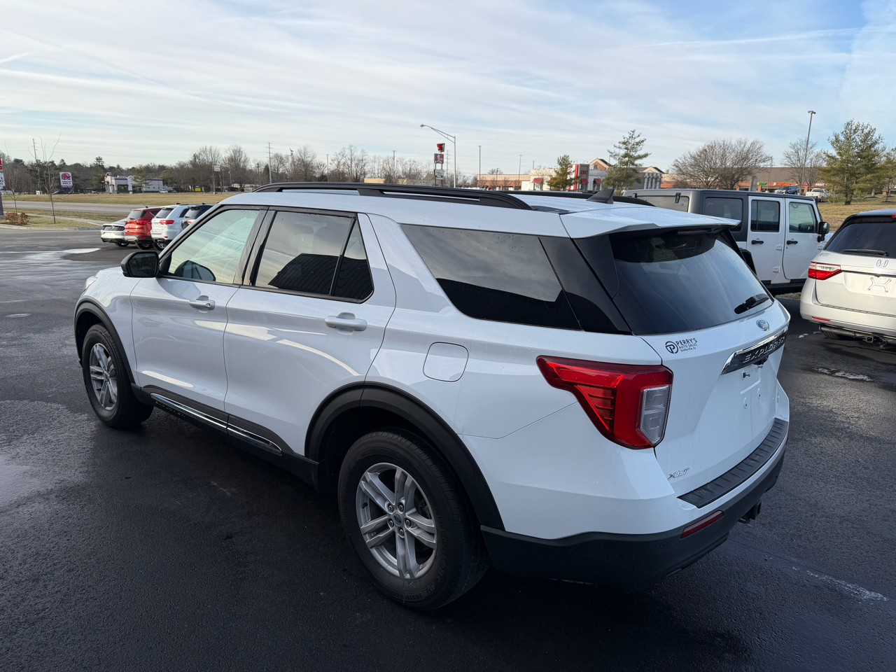 Ford Explorer XLT 2022