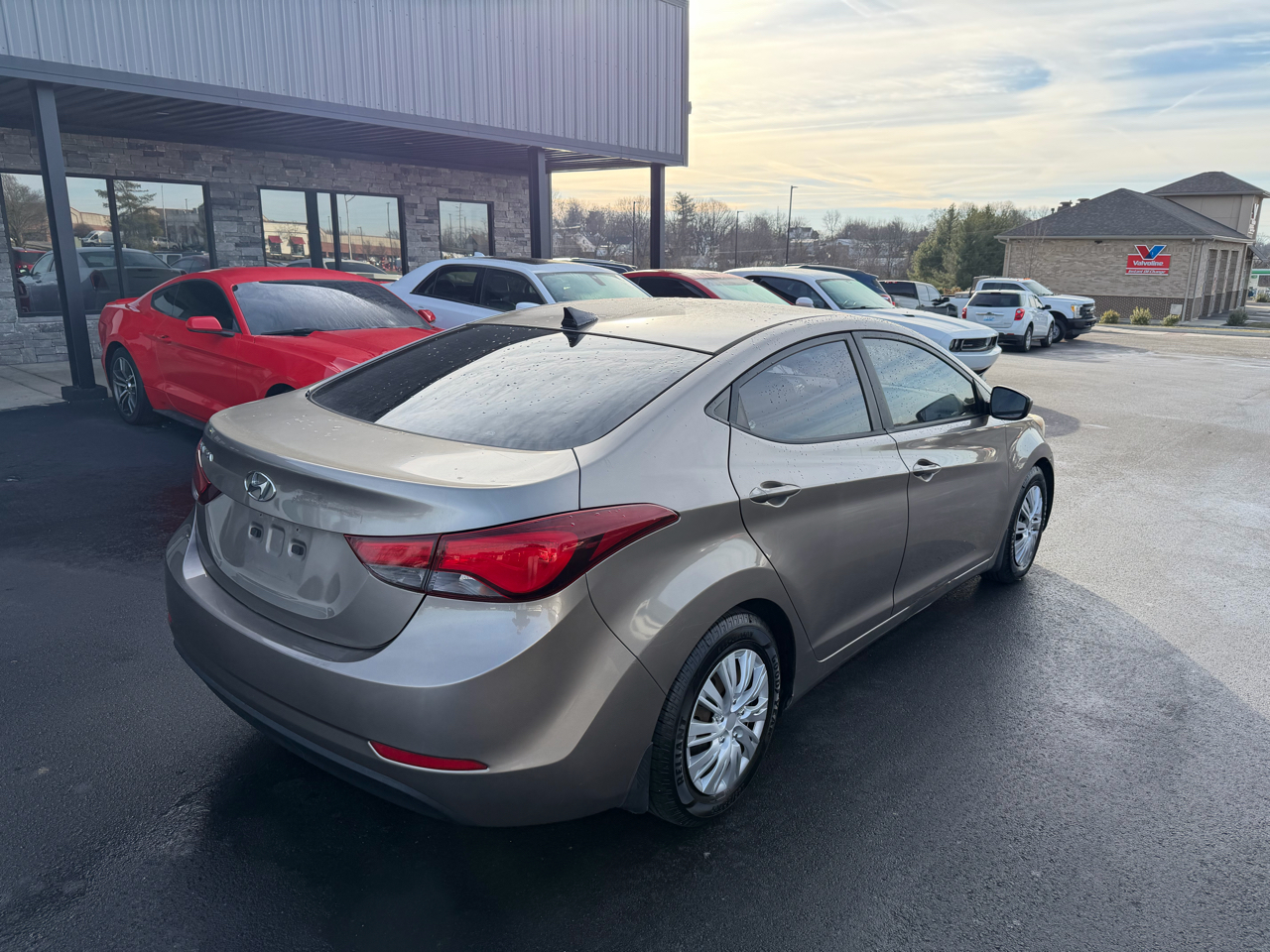 Hyundai Elantra SE 2016