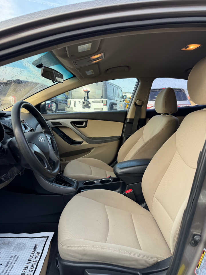 Hyundai Elantra SE 2016