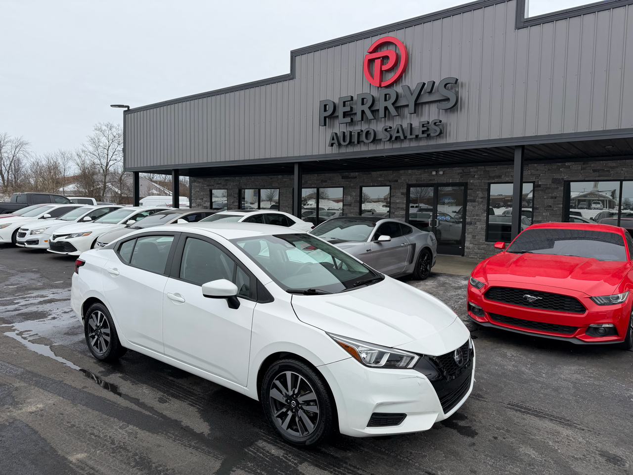 2022 Nissan Versa SV