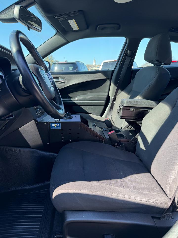 Dodge Charger SE 2016