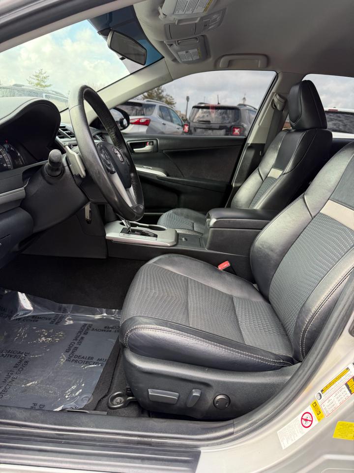 Toyota Camry SE 2012